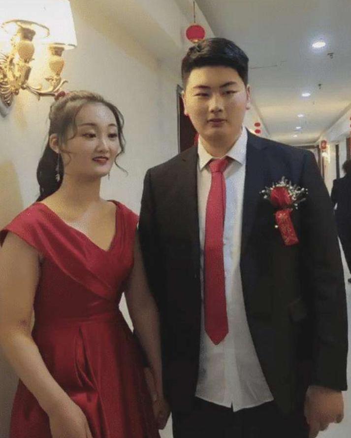 最新結(jié)婚歌曲精選，為你的婚禮增添浪漫氛圍，最新結(jié)婚歌曲精選，打造浪漫婚禮氛圍的必備曲目