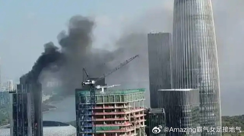 深圳住宅爆炸大火撲滅，英勇救援與事故反思，深圳住宅爆炸大火救援行動與事故反思