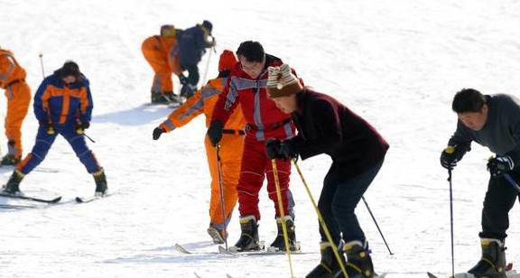 國(guó)內(nèi)十大滑雪場(chǎng)滑雪體驗(yàn)分享，國(guó)內(nèi)十大滑雪場(chǎng)體驗(yàn)之旅分享